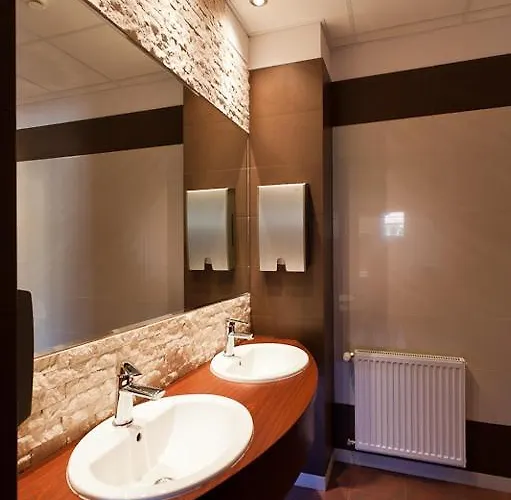 Podzamcze Otel Dobczyce